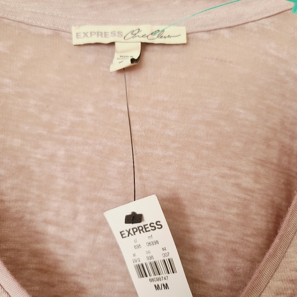 Express Women's V-Neck Top Size Meduim - Picture 3 of 4